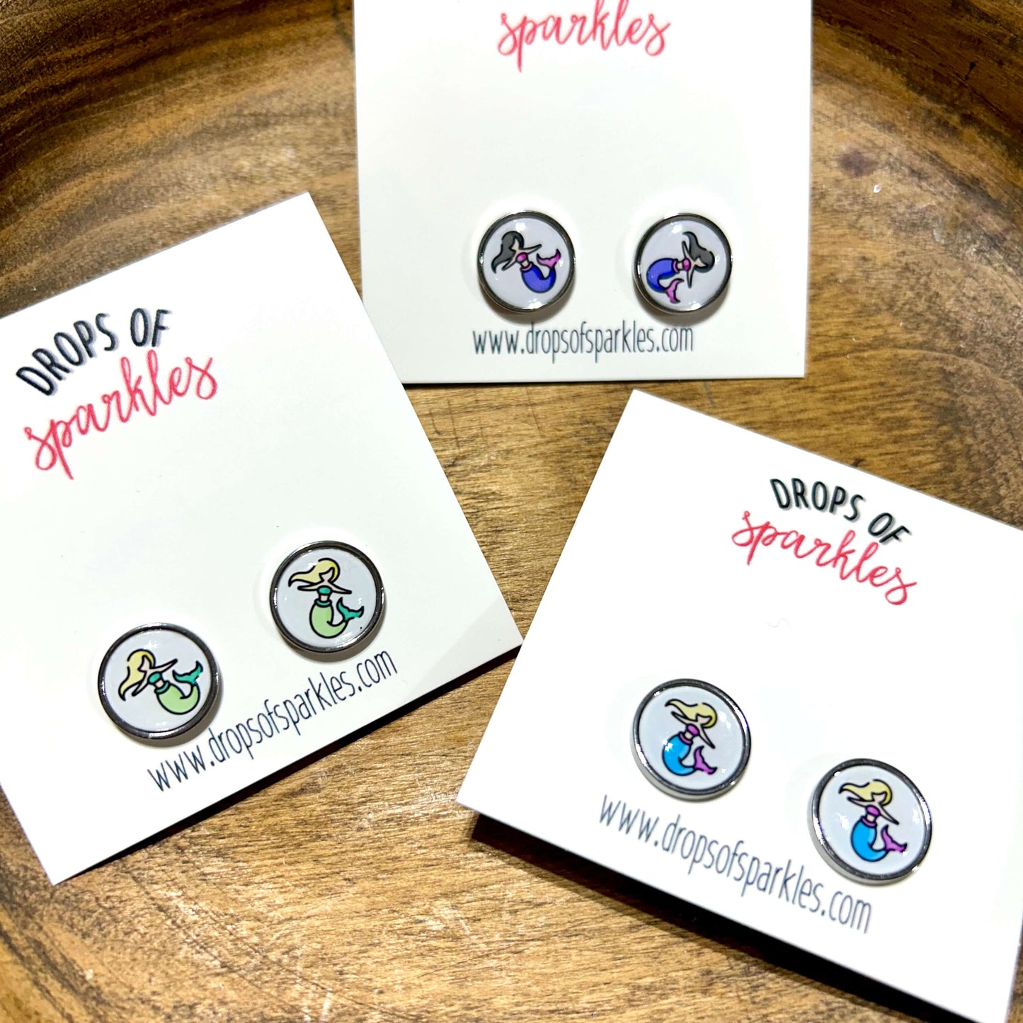 Mermaid stud earrings & pendant necklace