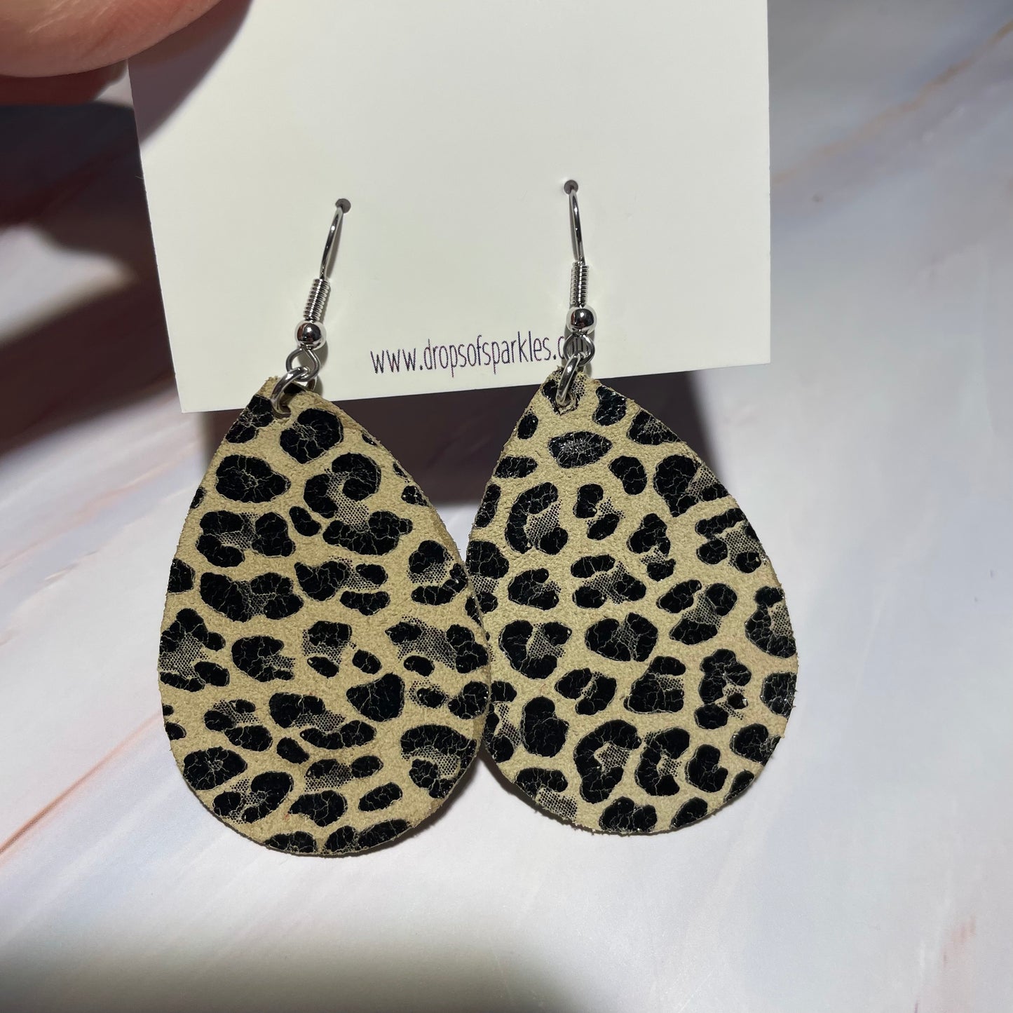 custom single layer genuine leather dangle earrings