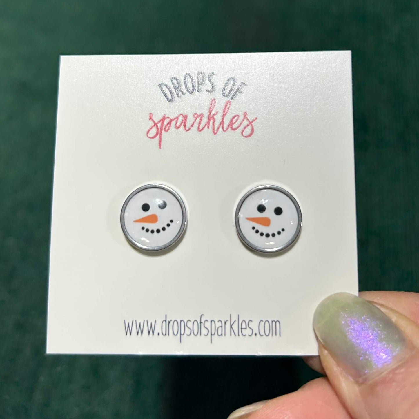 Frosty the Snowman stud earrings and pendant necklace