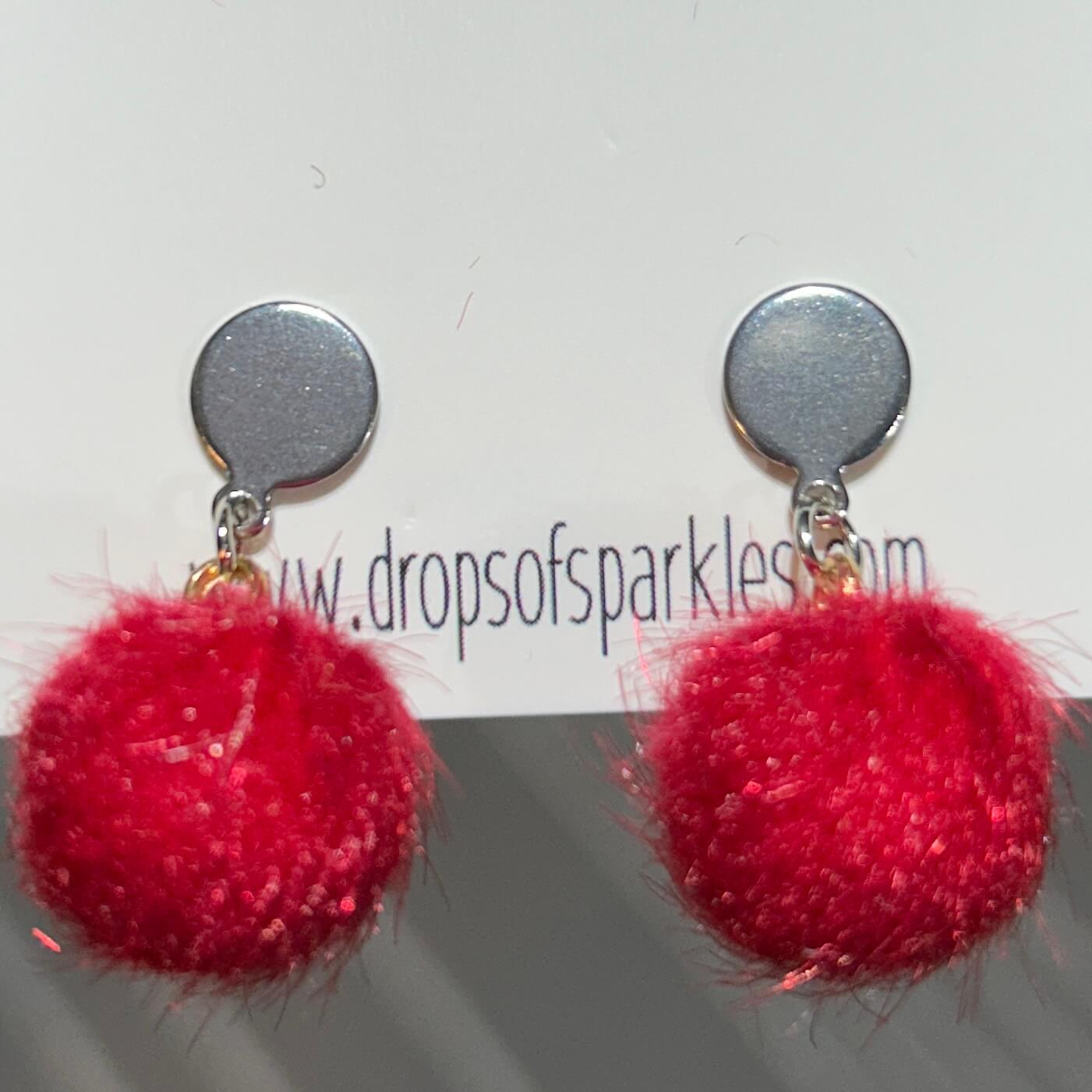 Fuzzy poms stud earrings