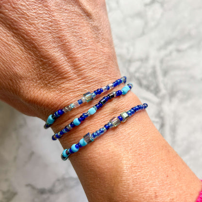 Shades of blues stretch bracelets