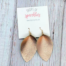 Load image into Gallery viewer, Genuine leather pinched teardrop
