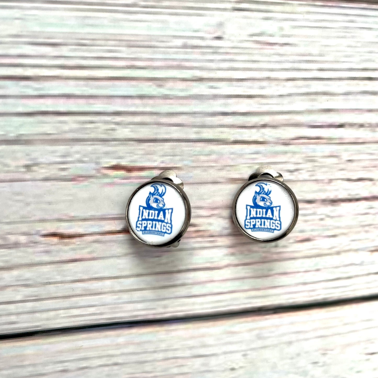 Clip-on custom studs earrings