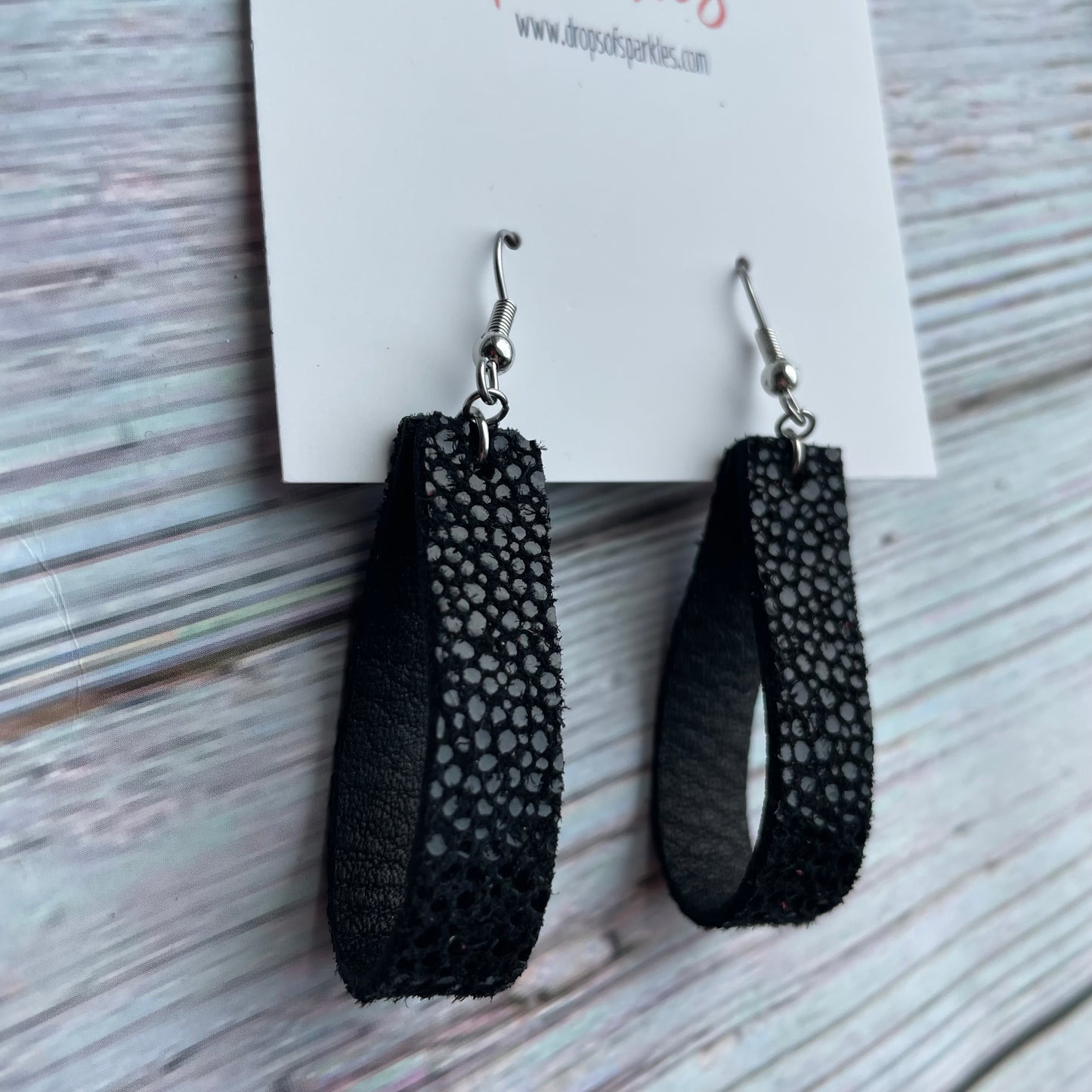 Black genuine leather loop dangle earrings