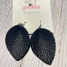Load image into Gallery viewer, Genuine leather pinched teardrop

